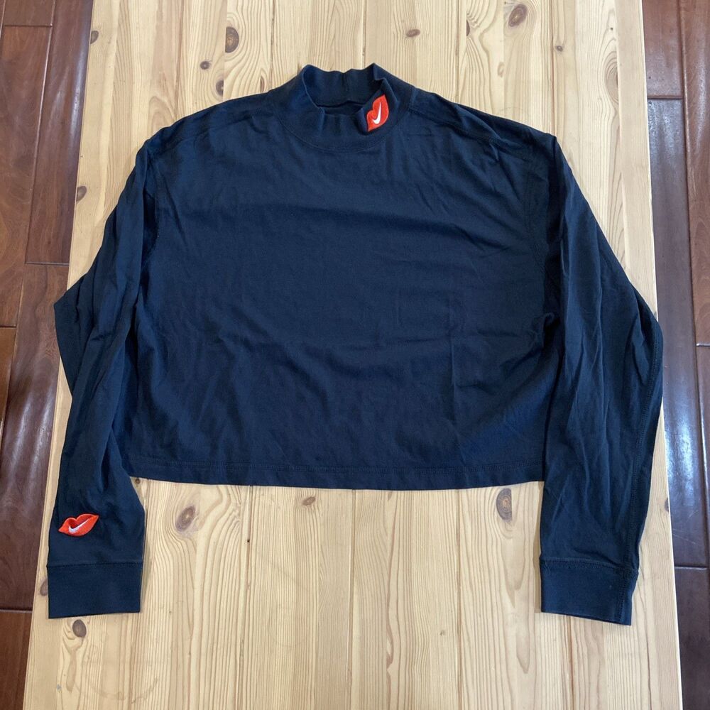 Nike Shirt Women Large Cropped Long Sleeve Mockneck Kiss Embroidered Top